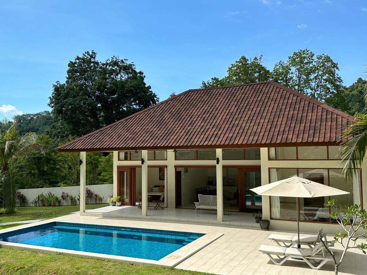פנתאי צנאנג Villa Meranti - Spacious Private Pool Villa מראה חיצוני תמונה