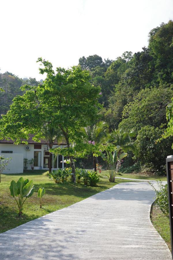 פנתאי צנאנג Villa Meranti - Spacious Private Pool Villa מראה חיצוני תמונה